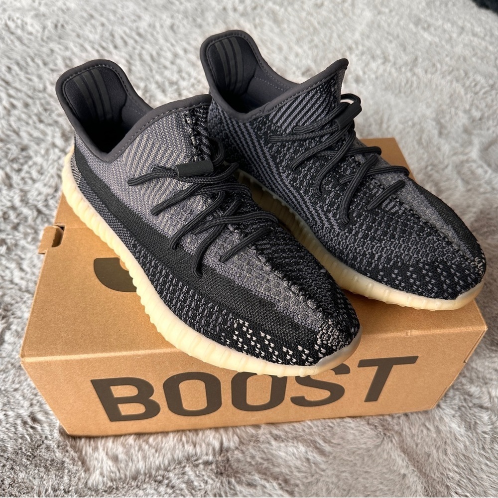 Adidas Yeezy boost 350 v2 Men fashion sneakers
